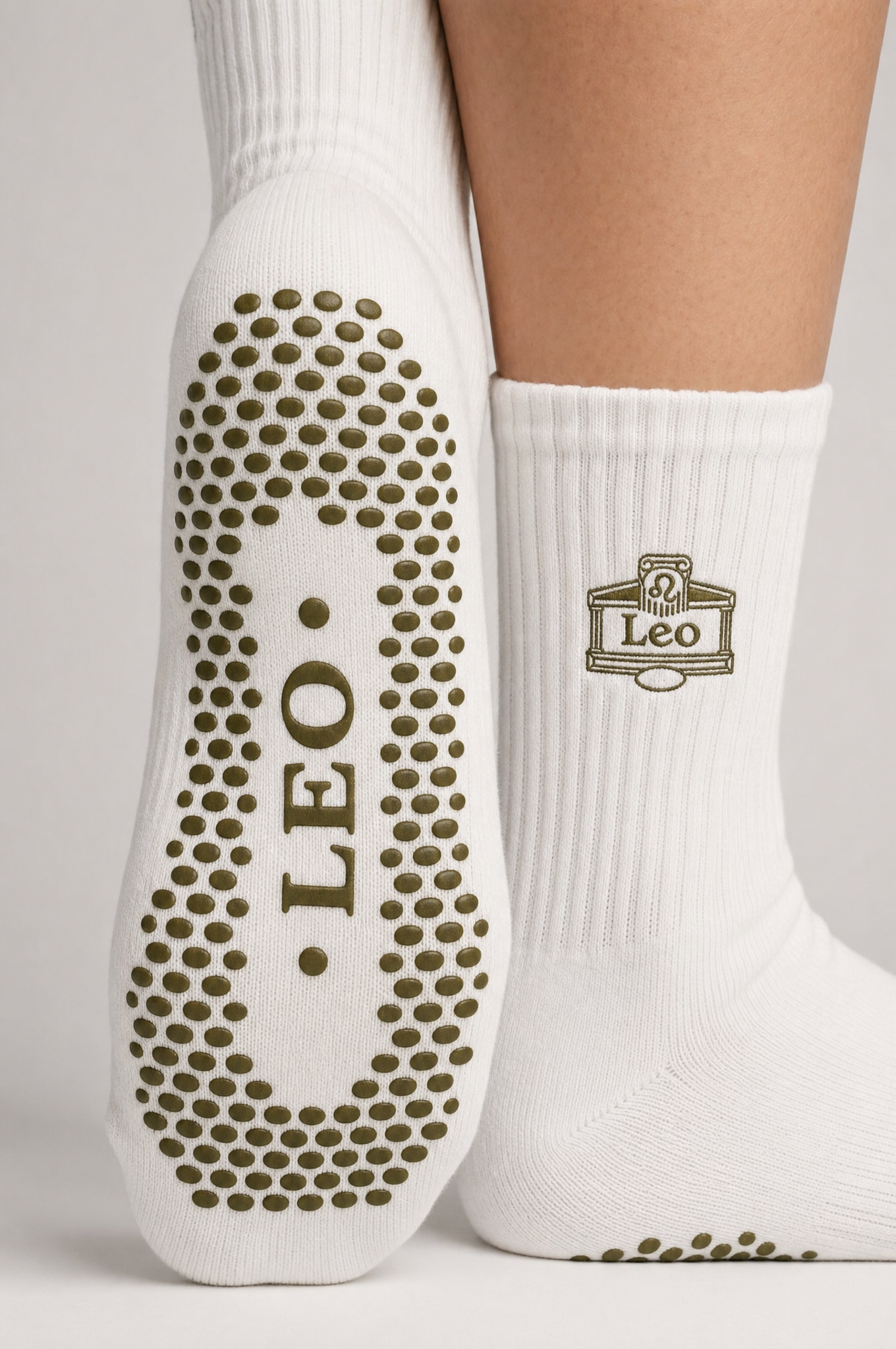 Leo AstroWorld Grip Socks - Olive